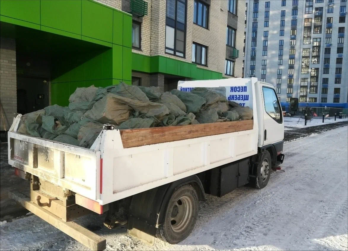 Вывоз мусора грузовым фургоном 3 тонны в Тольятти — цена от 1396 руб., ПроМусор